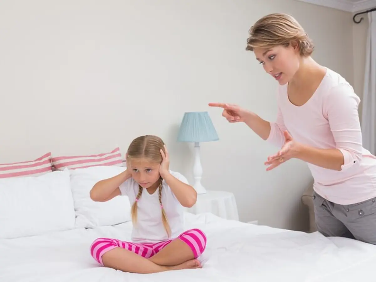 Dampak Jangka Panjang Strict Parents terhadap Perilaku dan Kehidupan Sosial Anak