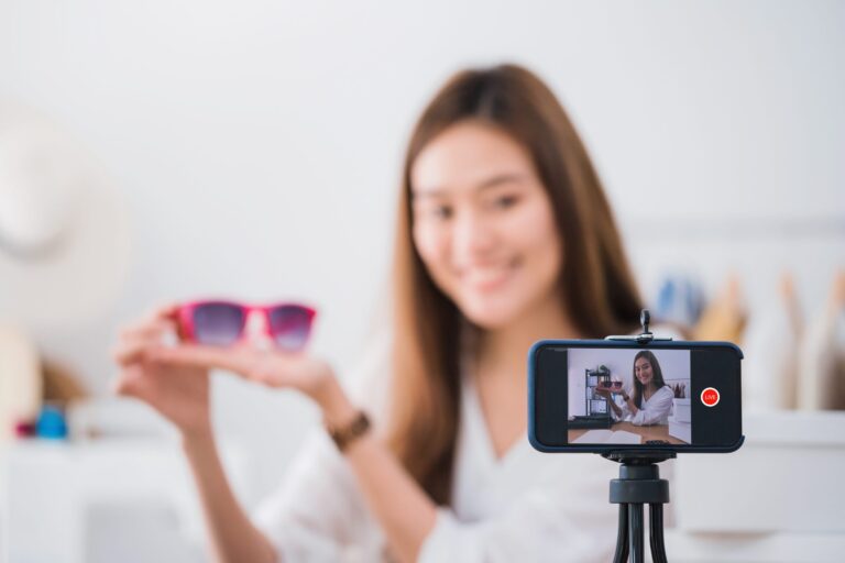 Rahasia Branding Digital yang Lebih Kuat: Review Produk oleh Blogger untuk Meningkatkan Kepercayaan dan Penjualan Secara Konsisten