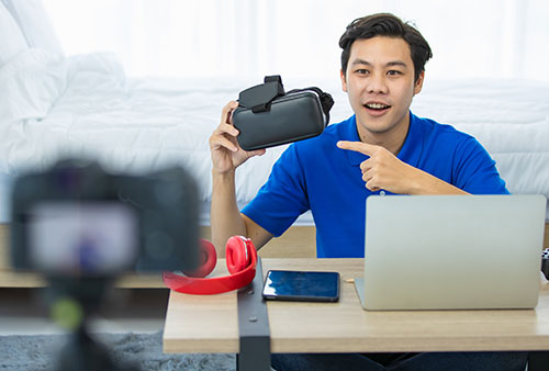 Strategi Digital Marketing yang Terbukti Menghasilkan: Kekuatan Review Blogger Indonesia dalam Membangun Kepercayaan dan Meningkatkan Penjualan