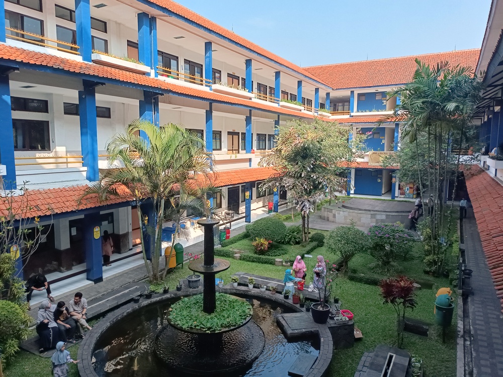 Tips Memilih Sekolah Menengah Atas: Wujudkan Prestasi Akademik dan Spiritual Bersama Al Ma’soem